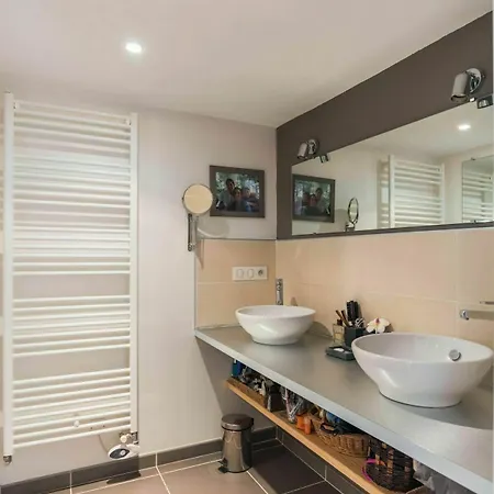 We Maison Mirmont Daire *